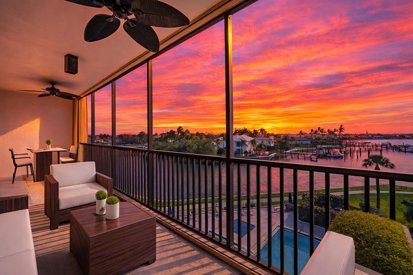 Waterfront condo for sale in the sought-after 12 Oaks community - photo 9