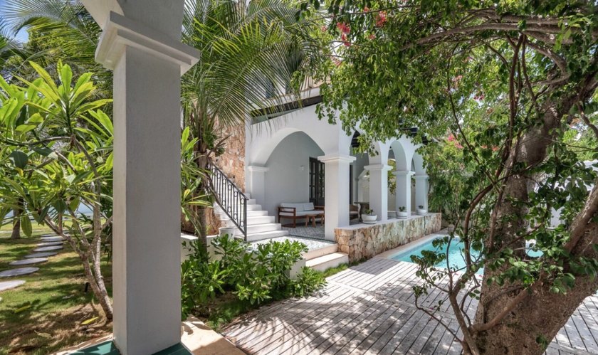 Located just minutes from Tulum's beaches and top-tier resorts - photo 3