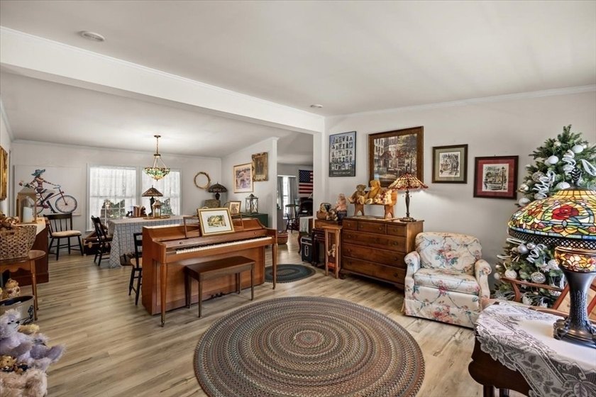 Welcome home to this well maintained, 2 bedroom 2 bath one level - photo 20