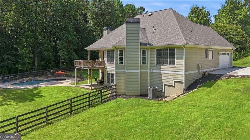 Minutes from Lake Allatoona, tucked on 3.42 private acres, this - photo 33