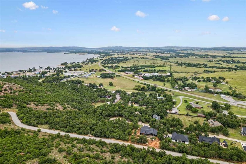 Looking for a beautiful spot to build your dream home? This lot - photo 16