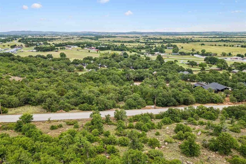 Looking for a beautiful spot to build your dream home? This lot - photo 23