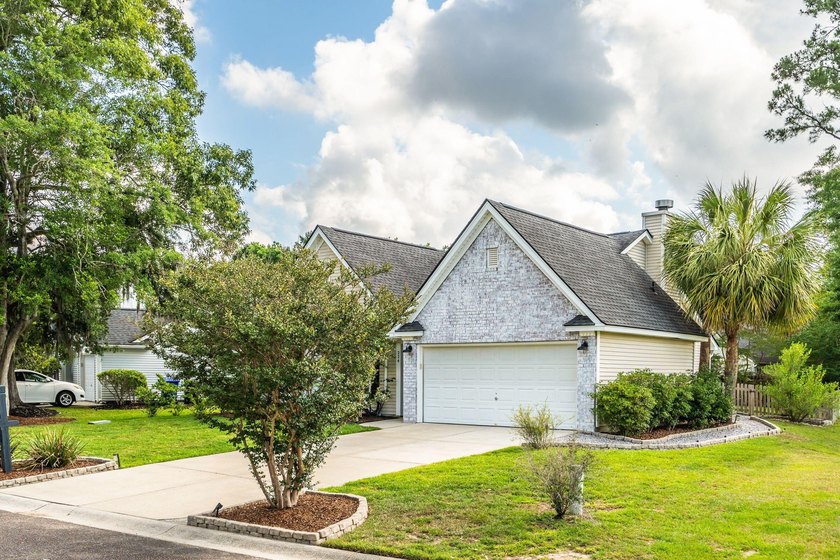 Nestled in the charming Sugar Magnolia section of Grand Oaks - photo 6