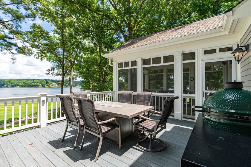 Some homes are admired. Others are unforgettable. At 109 Bulloch - photo 35