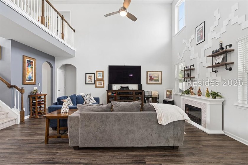 Welcome to this exceptional 4-bedroom, 2.5-bath home in the - photo 19