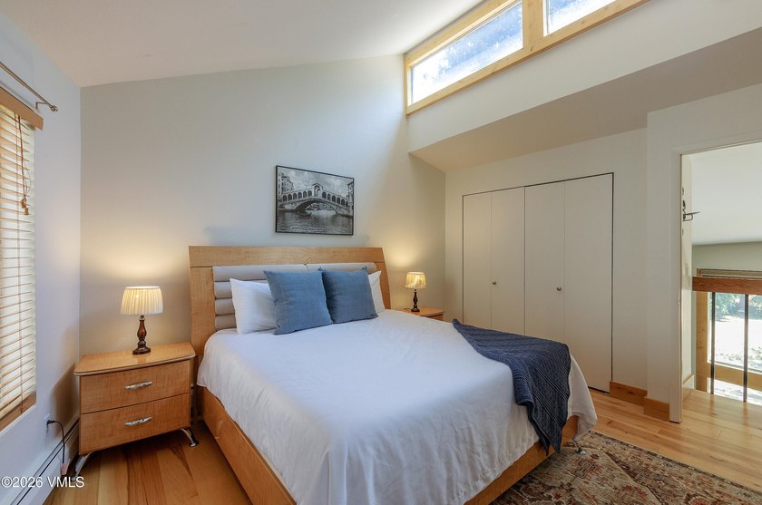 Wake up to mountain living at its best. Nestled in the heart of - photo 10