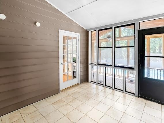 SELLER IS MOTIVATED and ready to work with serious buyer! BRING - photo 45