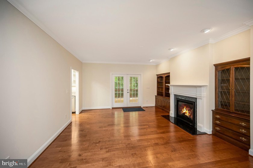 Welcome to 106 Cloverhill! This beautiful home is located on a - photo 7