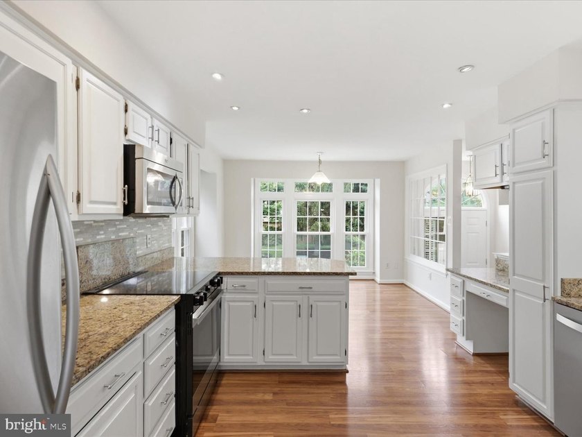 Discover exceptional living in Fairfax's Penderbrook community - photo 8
