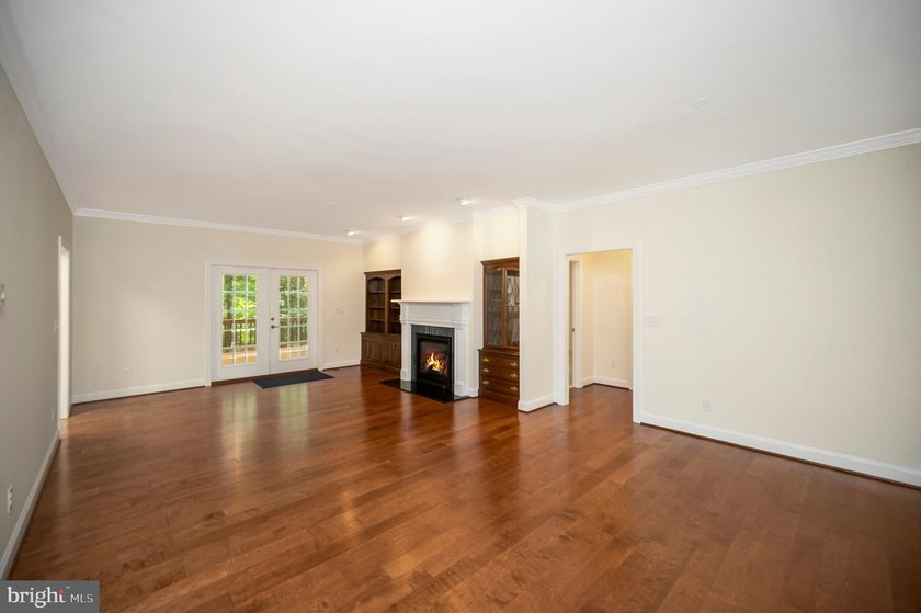 Welcome to 106 Cloverhill! This beautiful home is located on a - photo 10