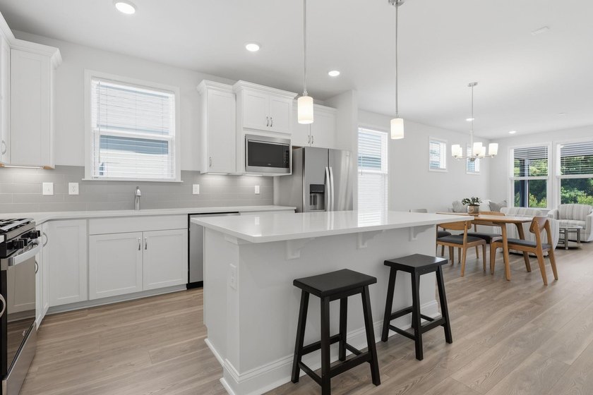 Experience Resort-Style Living Every Day in One of North Myrtle - photo 6