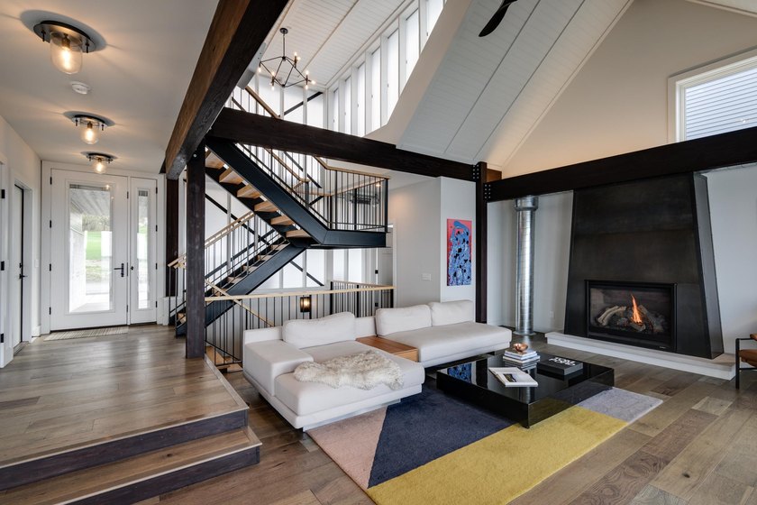 Lakefront luxury meets architectural distinction in this - photo 19
