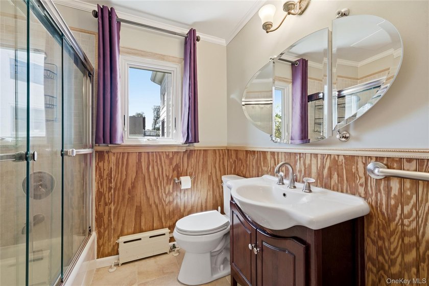 Welcome to this beautifully upgraded and meticulously maintained - photo 21