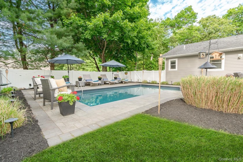 Welcome to 30 Ferndale Avenue, a beautifully maintained - photo 10