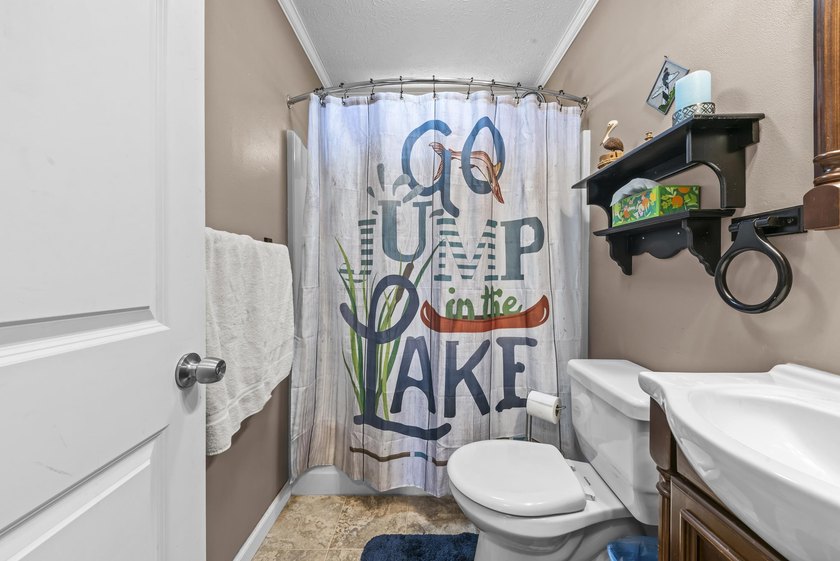 PRECIOUS LAKEFRONT GEM on FABULOUS ROOTY CREEK AREA OF SINCLAIR! - photo 31