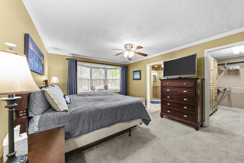 PRECIOUS LAKEFRONT GEM on FABULOUS ROOTY CREEK AREA OF SINCLAIR! - photo 34