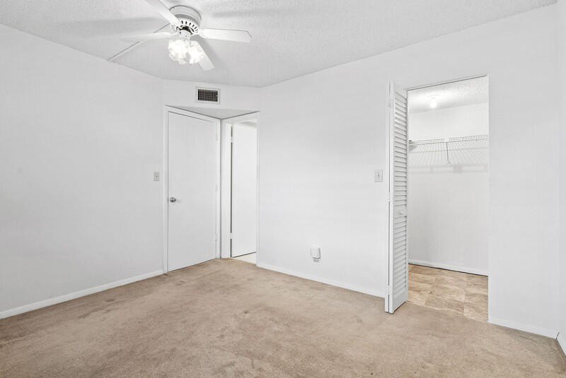 PRICE REDUCTION! This 2 bedroom 2 bath spacious condo is ready - photo 11
