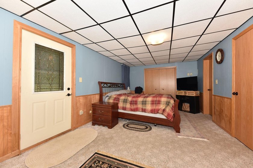 This fantastic 3 BDR home is situated on a remarkable lot - photo 15