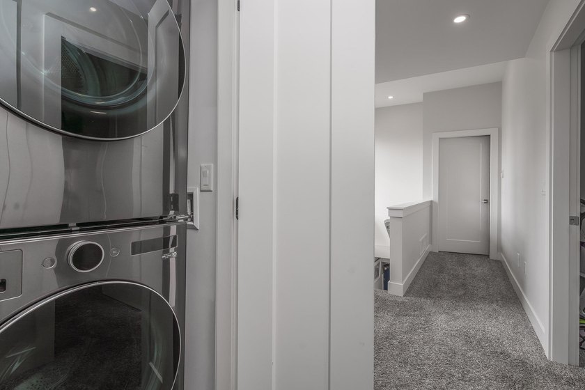 Welcome to this beautifully maintained and exceptionally - photo 29