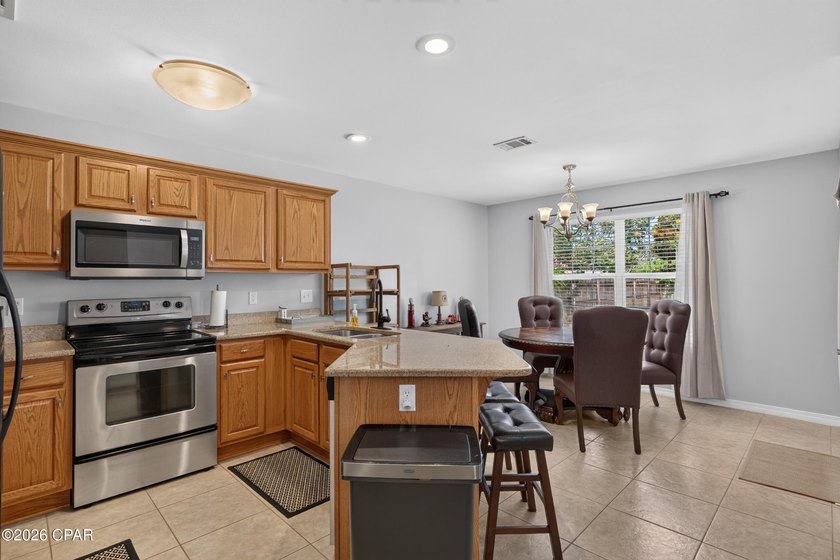 Welcome home to this inviting 3-bedroom, 2.5-bath property - photo 11