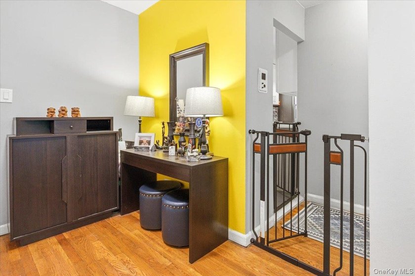 Pet Friendly, Renovated, and First Floor Convenience! Ditch the - photo 12
