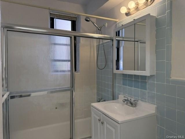 Sponsor unit. No board approval needed. Spacious well-maintained - photo 6