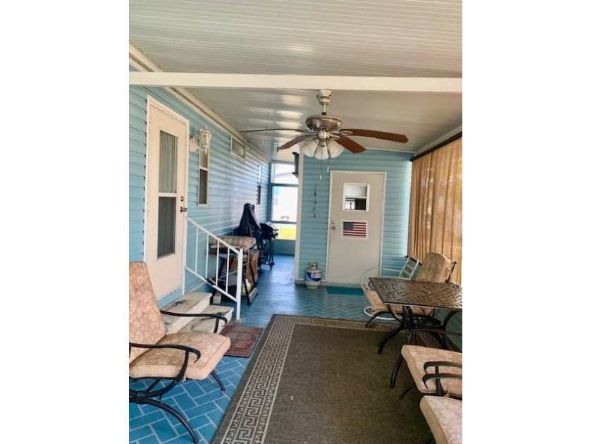 Welcome Home! Come and enjoy this nicely Updated approximately - photo 3
