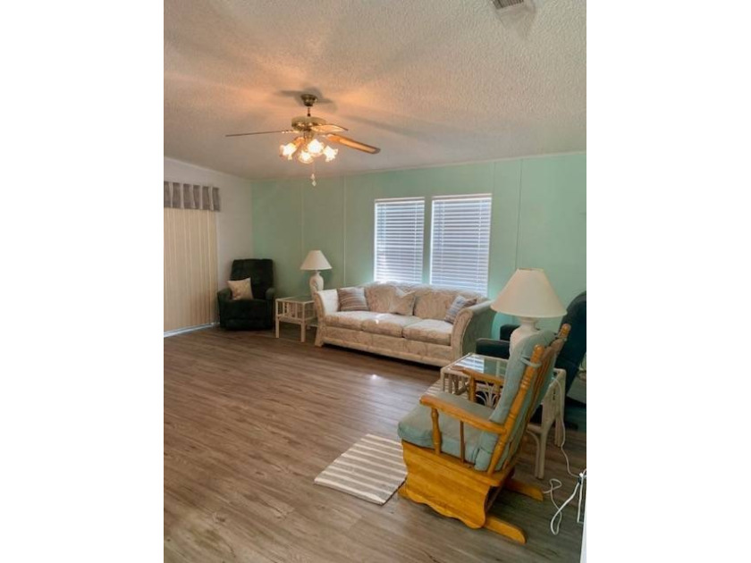 Welcome Home! Come and enjoy this nicely Updated approximately - photo 10