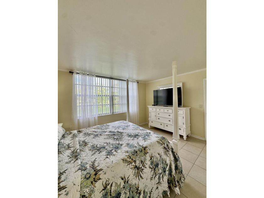 Welcome to this stunning turnkey 2 bed 2 bath property located - photo 18