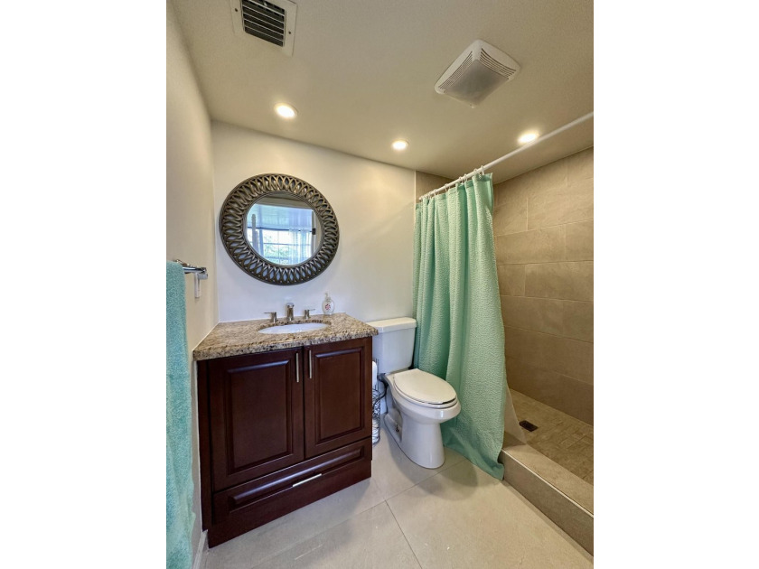 Welcome to this stunning turnkey 2 bed 2 bath property located - photo 19