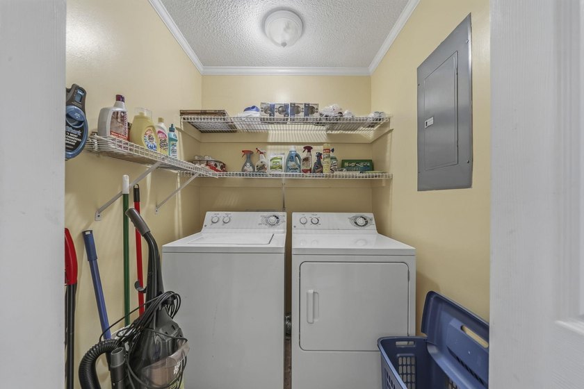 Welcome to 477 Avant Road, where classic Lake Sinclair cottage - photo 27