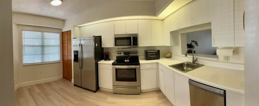 Come experience breathtaking lakefront living from this - photo 7