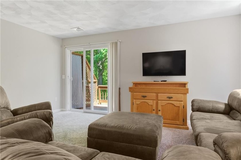 Welcome to this well-maintained 2-bedroom, 1.5-bath condominium - photo 7