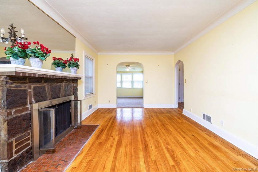 Make this warm and welcoming 4-bedroom, 2-bath cape; your own - photo 8