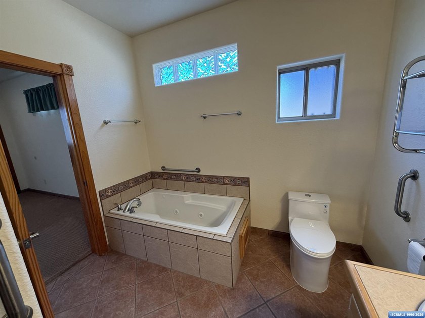 !PRICE REDUCED! Southwest Style, Clean as a whistle, and Move-In - photo 33