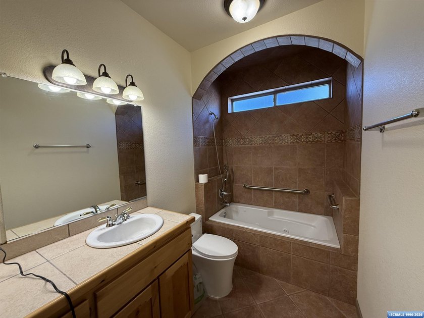 !PRICE REDUCED! Southwest Style, Clean as a whistle, and Move-In - photo 40