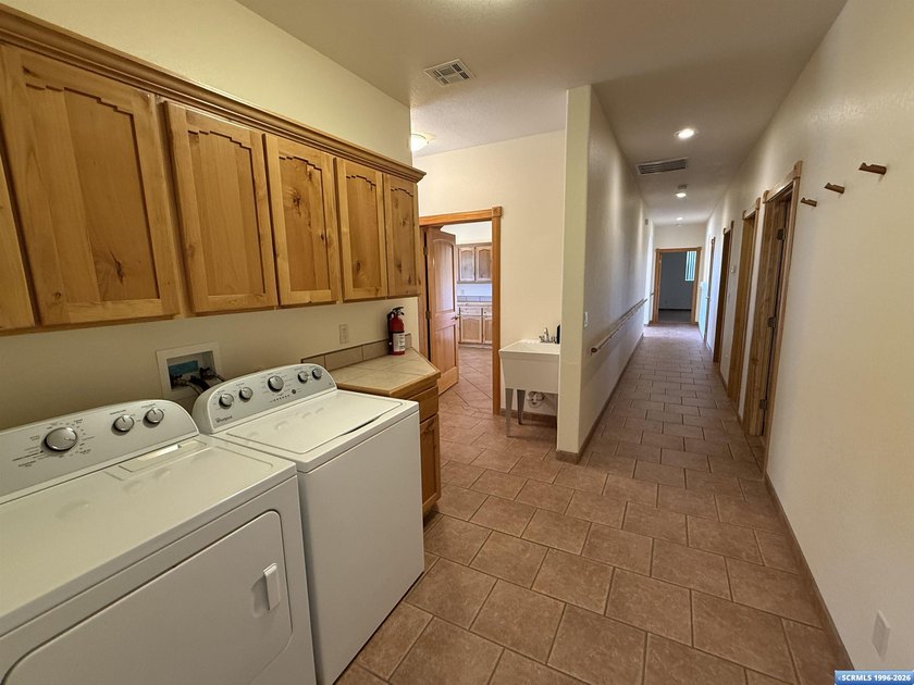 !PRICE REDUCED! Southwest Style, Clean as a whistle, and Move-In - photo 44