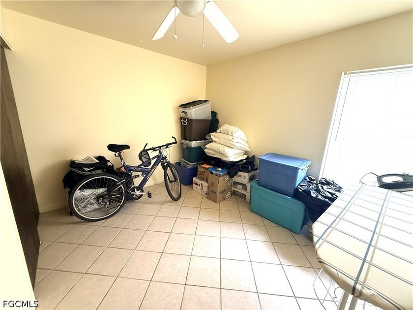 1st Floor Condo in Lochmoor - No Stairs! Tile Floors Throughout! - photo 8
