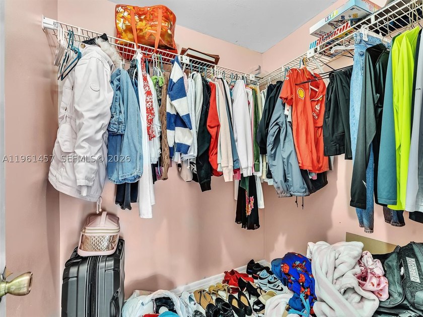 Incredible opportunity to own this charming 2 bedroom, 2 - photo 22