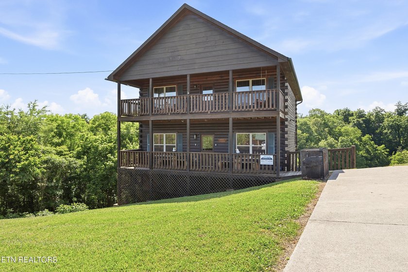 A rare easy-access cabin in the heart of the Smokies -- and a - photo 25