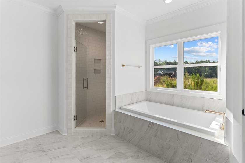 Designed for today's lifestyle, this spacious open floor plan - photo 25