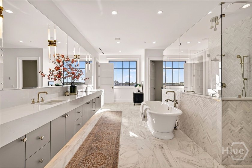 The Mayor Building Residences represent the pinnacle of luxury - photo 29