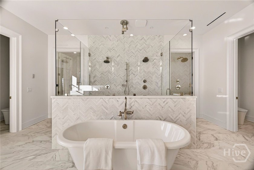 The Mayor Building Residences represent the pinnacle of luxury - photo 30