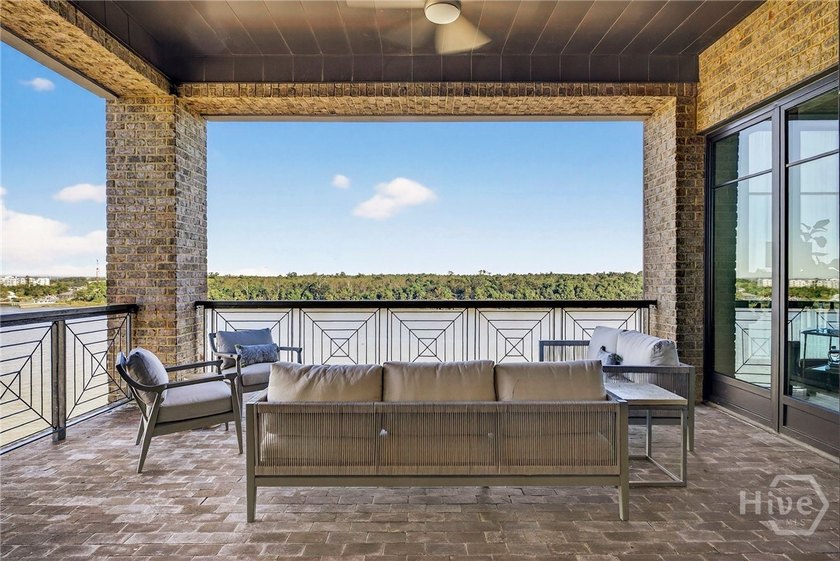 The Mayor Building Residences represent the pinnacle of luxury - photo 42