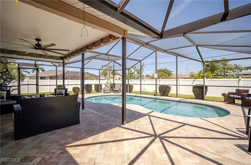 Beautifully Renovated Pool Home in the Heart of Cape Coral - - photo 3