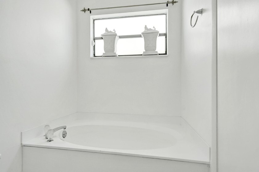 Located in the prestigious Gated community of Waterside Boca - photo 38
