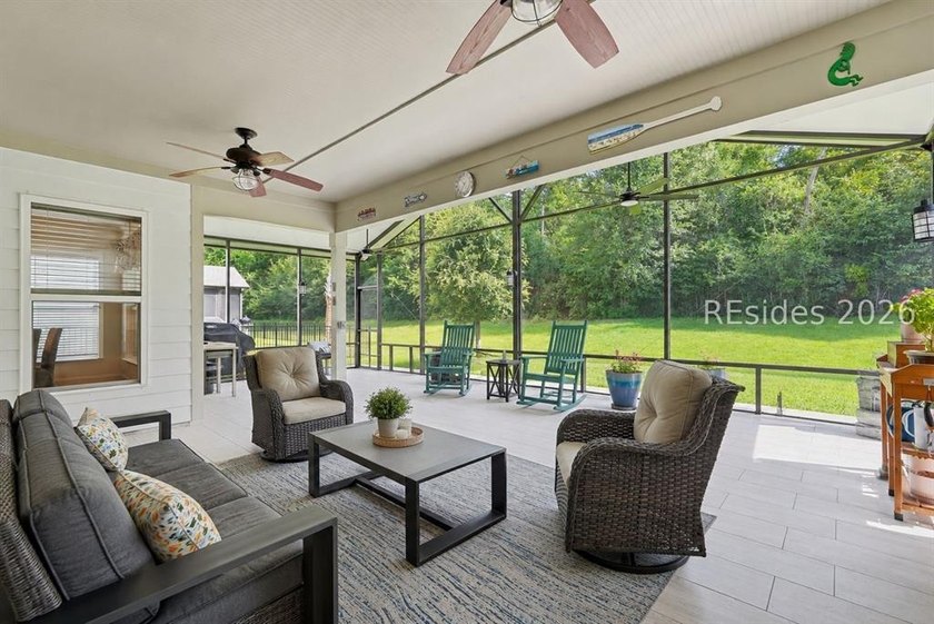 Discover the perfect blend of comfort, connection, and carefree - photo 28