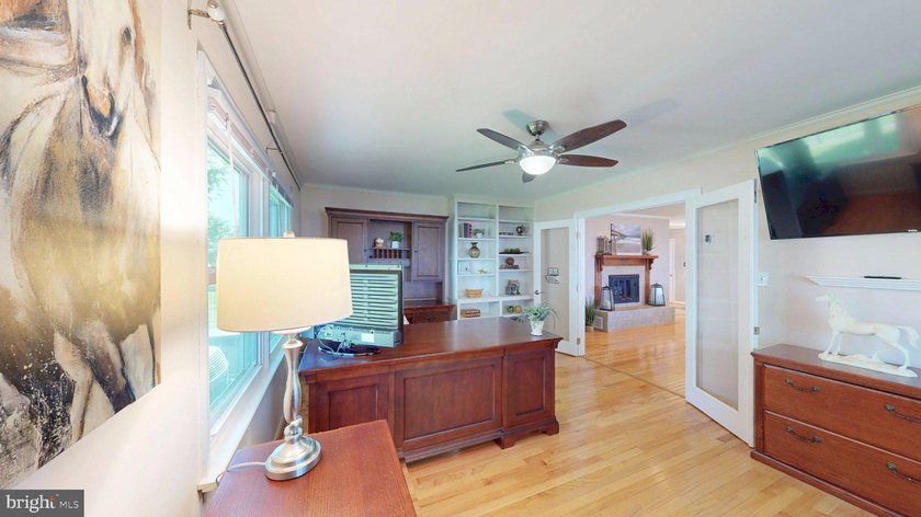 Discover the perfect blend of comfort and luxury in this - photo 29