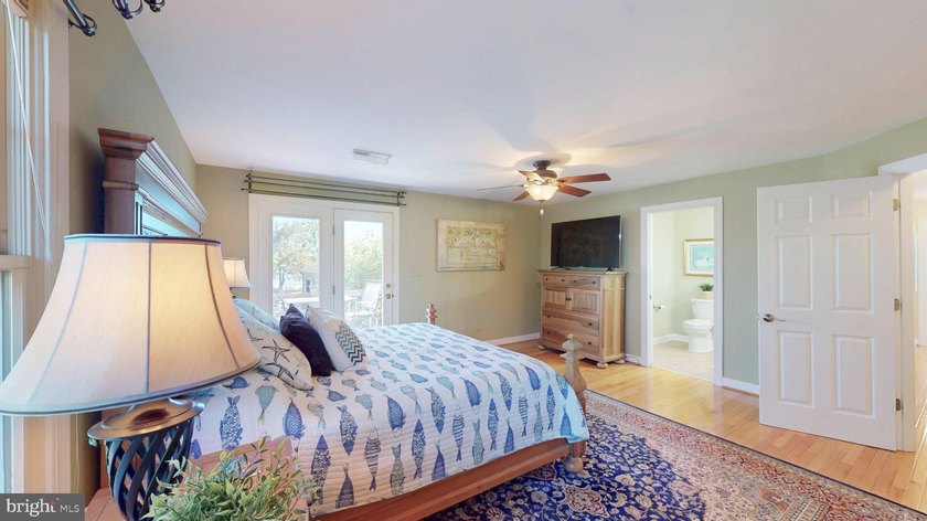 Discover the perfect blend of comfort and luxury in this - photo 44