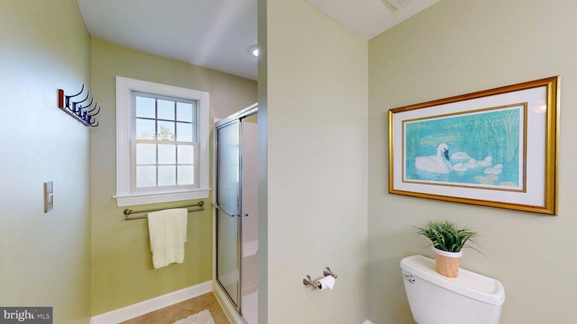 Discover the perfect blend of comfort and luxury in this - photo 48